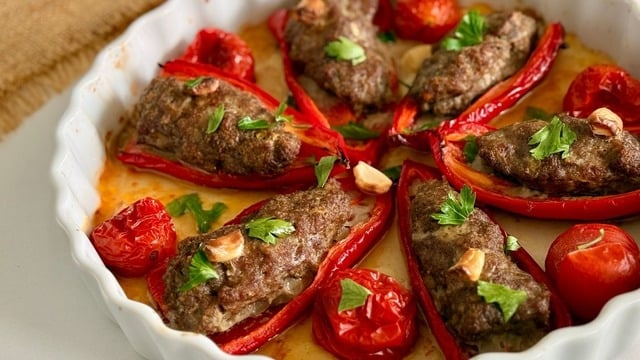 Safiye'nin Tarifi: İsot Kebabı