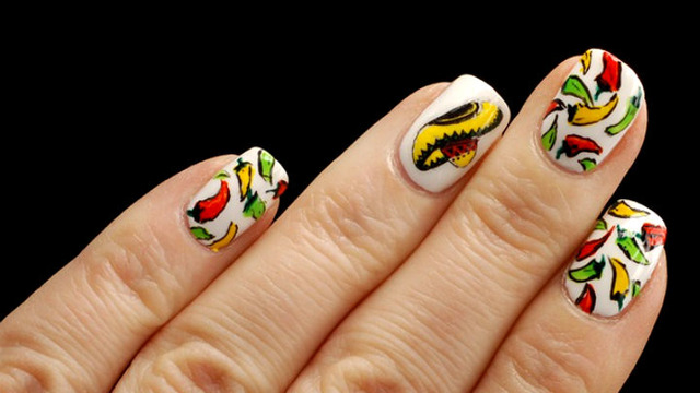 Tırnaklarınızı Şölene Çevirebileceğiniz Nail Art Yapımı ve 10 Lezzetli Örnek
