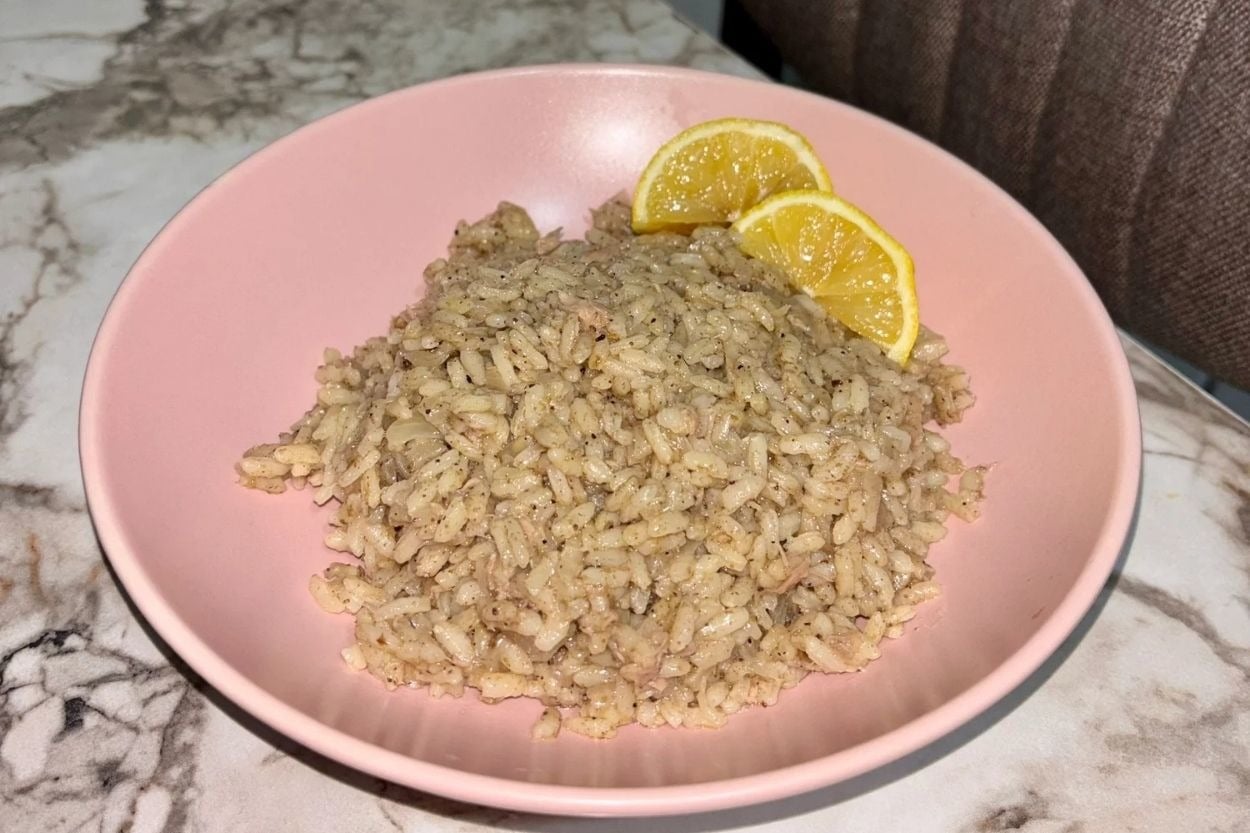 Tarçın Aromalı: Ton Balıklı Yalancı Midye Pilav