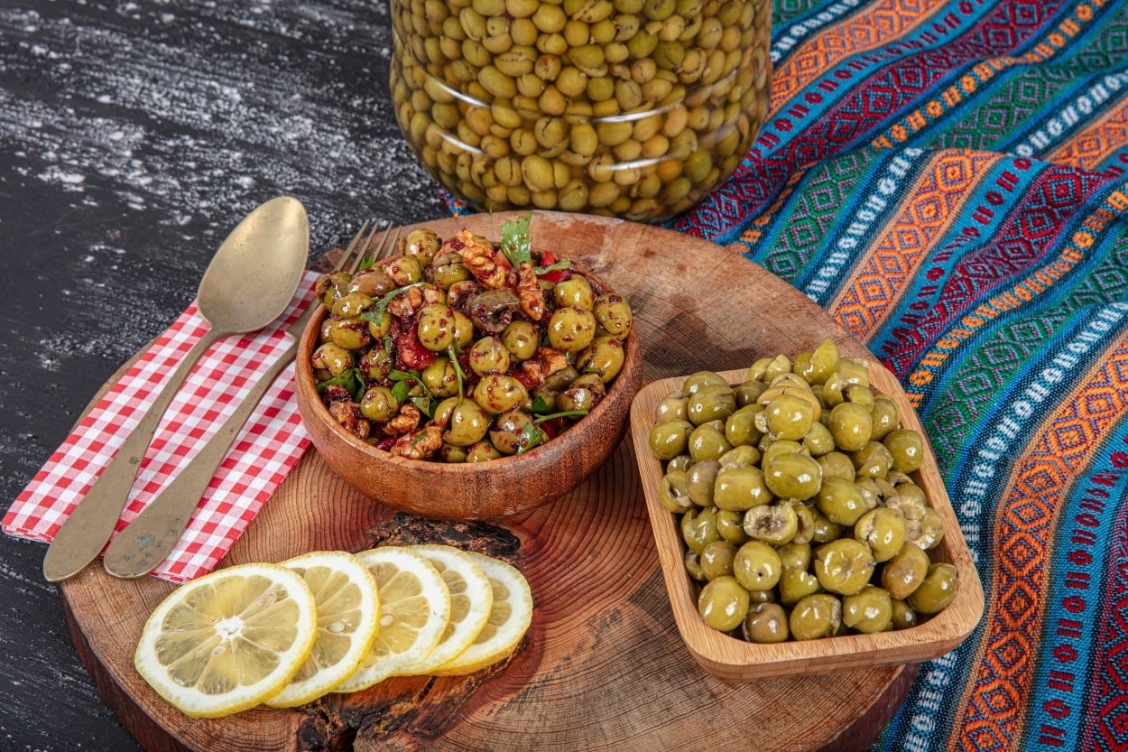 Halhalı Zeytini Nedir? Özellikleri, Hasat Zamanı ve Faydaları