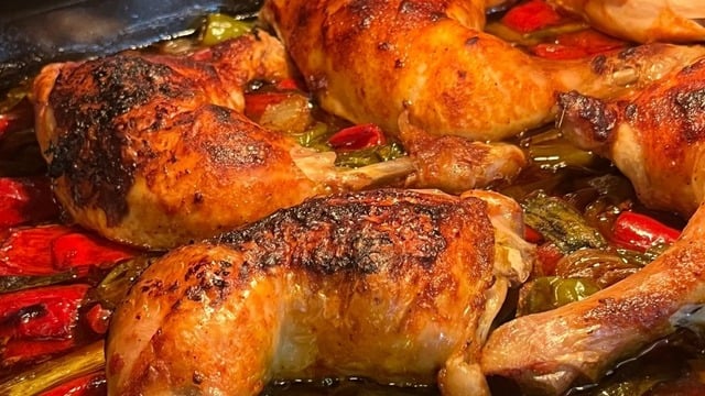 Lokum Gibi: Fırında Soslu Tavuk But
