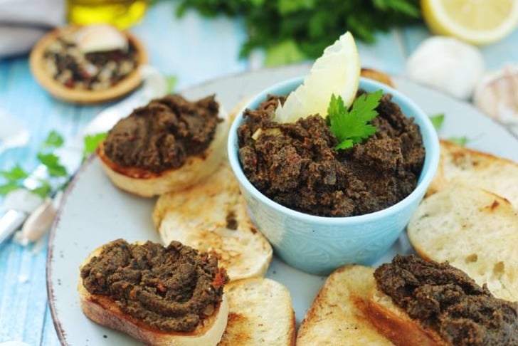 tapenade-shutter