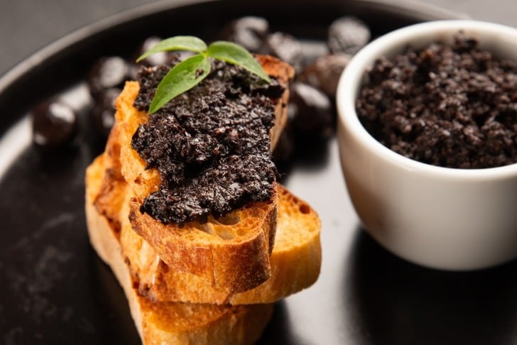 tapenade-shutter3