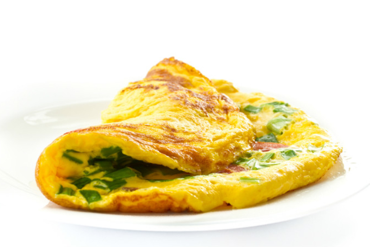 Yumurta Bile Memnun: Keçi Peynirli ve Otlu Omlet