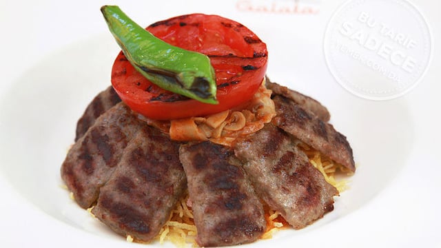 Galata Muhallebicisi’nden: Mantar Soslu Çökertme Kebabı
