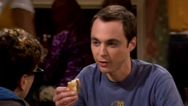 Sheldon Cooper’ı Bir Kez Daha Sevmemize Sebep Olan 8 Orijinal Yemek Takıntısı