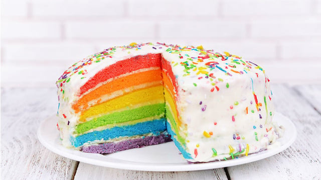 Masal Kahramanı: Rainbow (Gökkuşağı) Kek