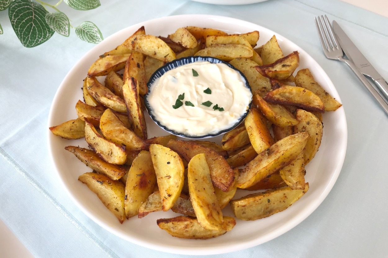 Lezzeti Katlandı: Kajun Baharatlı Fırın Patates