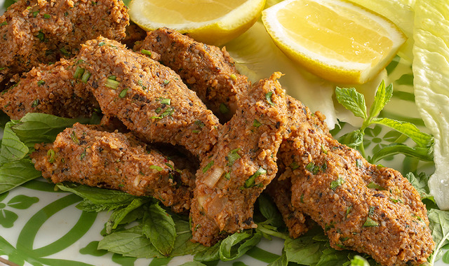 Tavanı Hazır Edin: Etli Çiğ Köfte