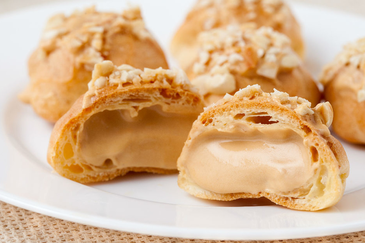 Beni Böyle Sev: Tahin Kremalı Profiterol