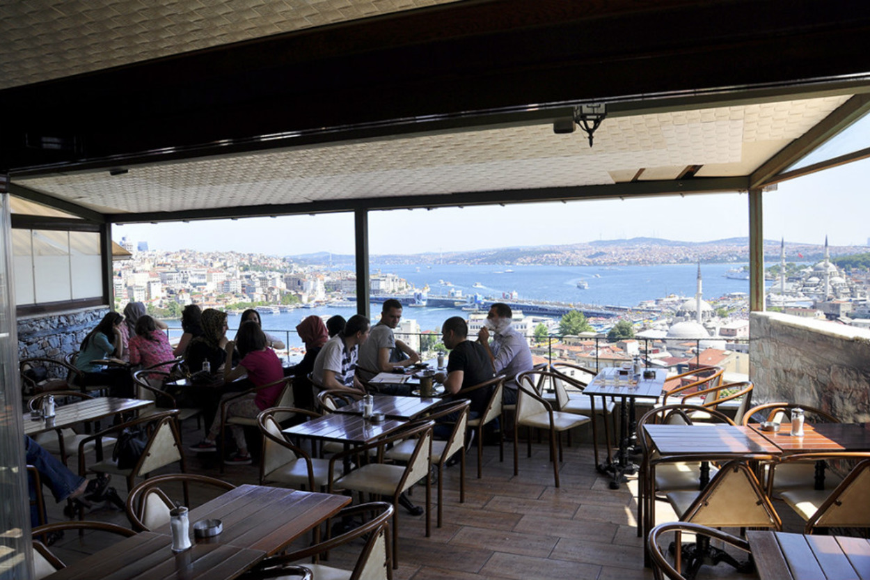 İstanbul Üniversitesi'nde Okuyan Herkesin Tadını Bildiği 8 Öğrenci Dostu Mekan