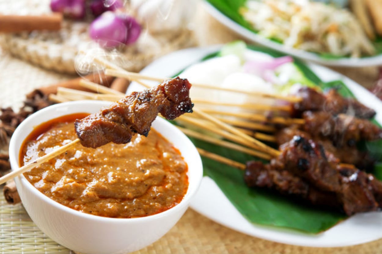 Yer Fıstıklı Uzakdoğulu: Beef Satay
