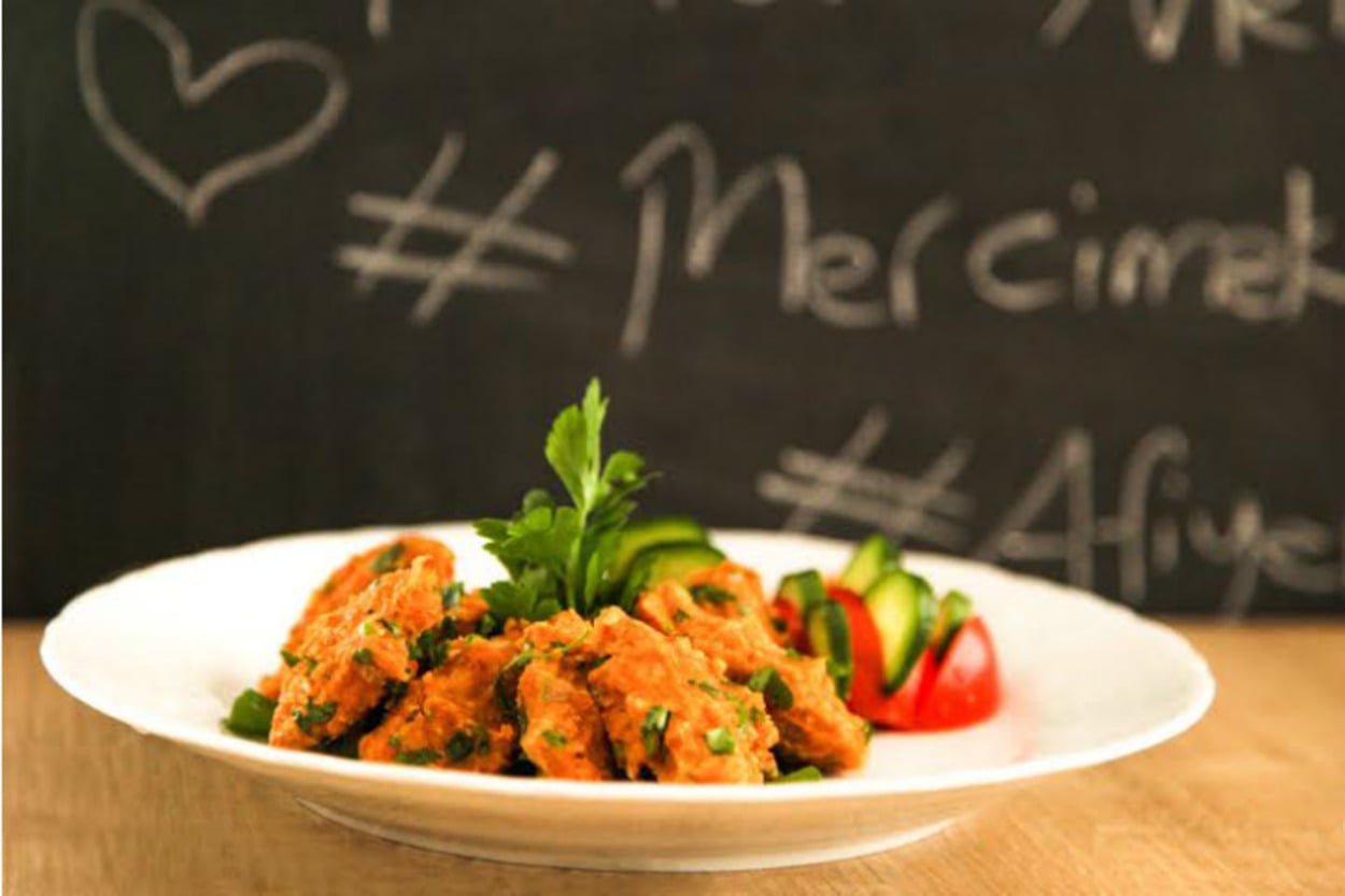 Ev Özlemi Çekenlere: Nar Ekşili Mercimek Köftesi