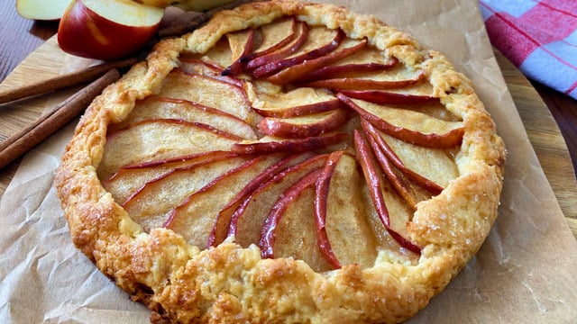 İncecik, Çıtır: Elmalı Galette
