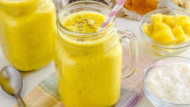 Kilo Vermenize Yardımcı Olacak Bahar Esintili 10 Smoothie Tarifi