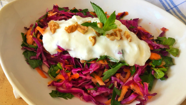 Dayanamaz Yersin: Kırmızı Lahana Salatası