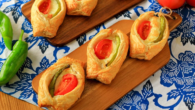 Şipşak Lezzet: Milföyden Karnıyarık Börek