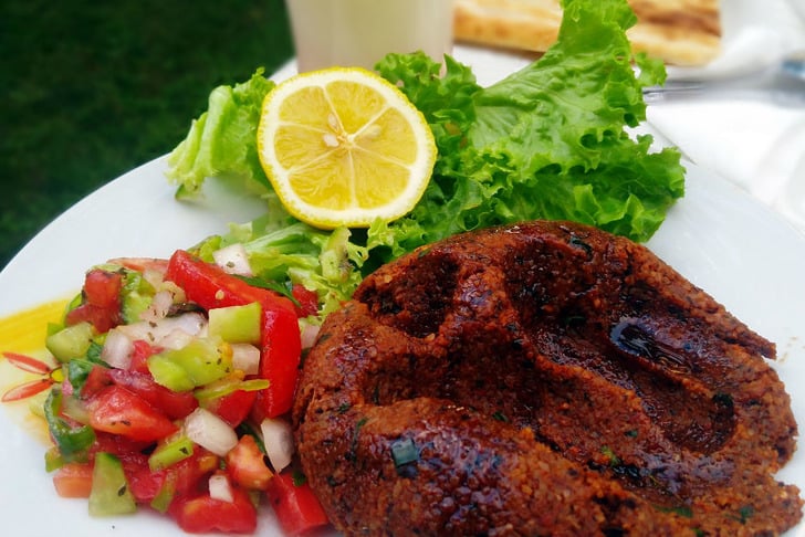 Etli İsotlu Çiğ Köfte Tarifi