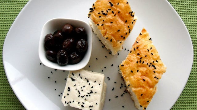 Yemekyolculuğu'ndan: Sade Çörek
