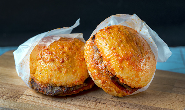 Kaç Tane Yersin: Islak Hamburger