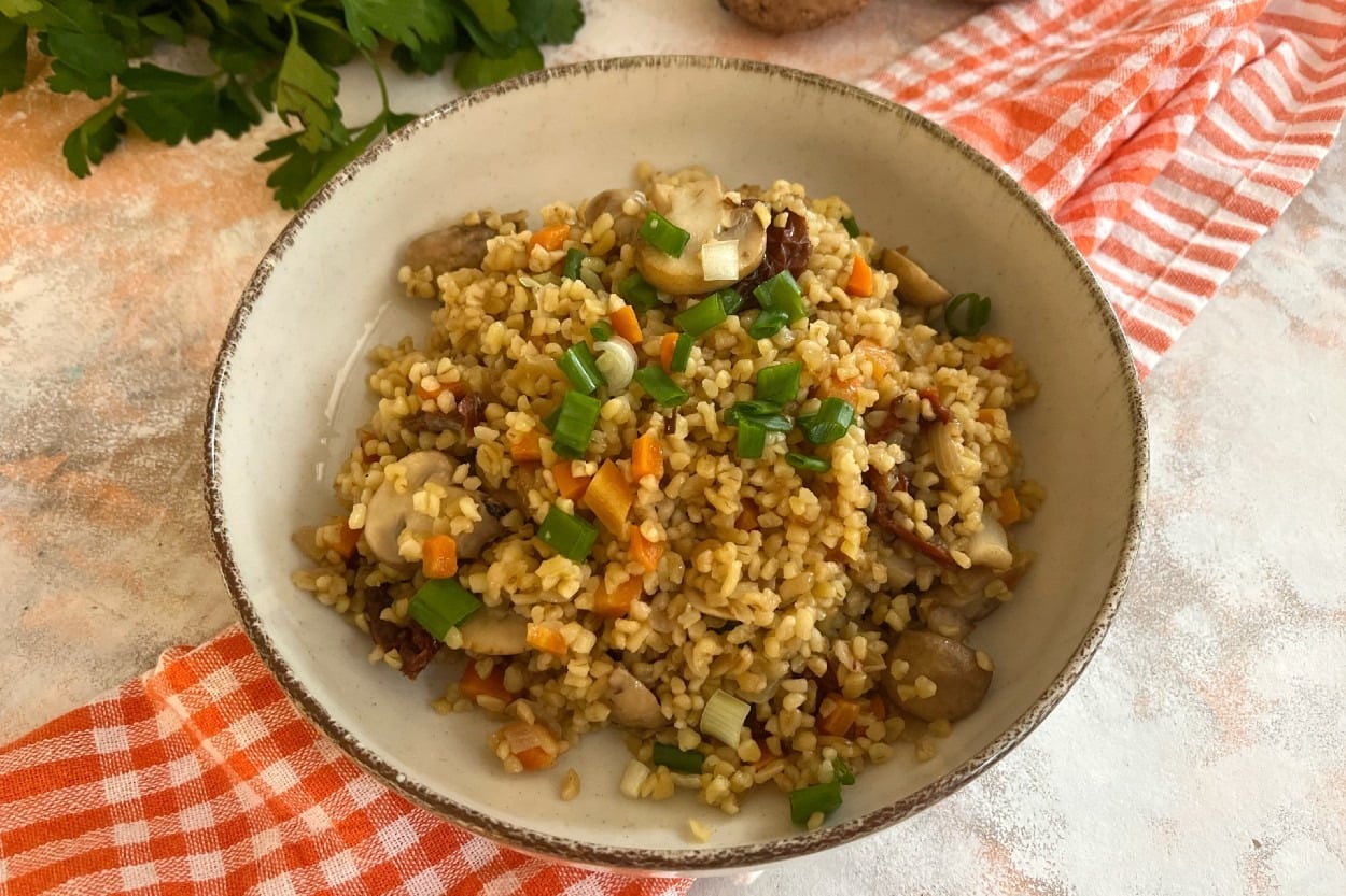 Tek Tek Dökülsün: Mantarlı Bulgur Pilavı