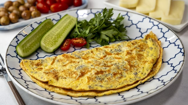 Diyete Uygun: Chia Tohumlu Peynirli Omlet