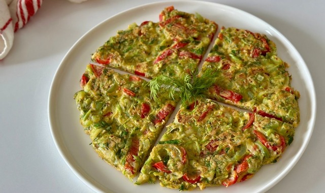 Sebzesi Bol: Kabaklı Omlet