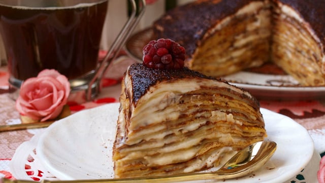 Tiramisu Tadında: Fırınsız Krep Pasta