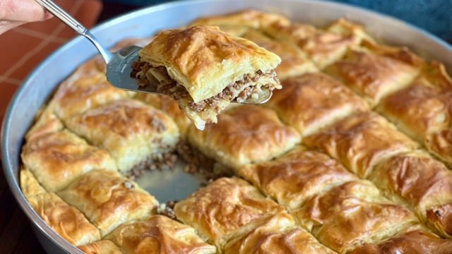 Denemeyen Kalmasın: Kıymalı Su Böreği