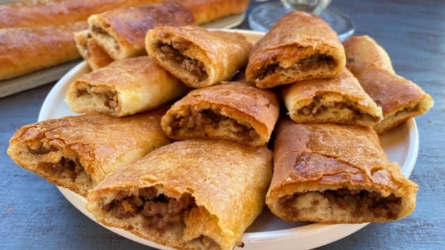 İçi Sulu, Dışı Çıtır: Kıymalı Kapalı Pide