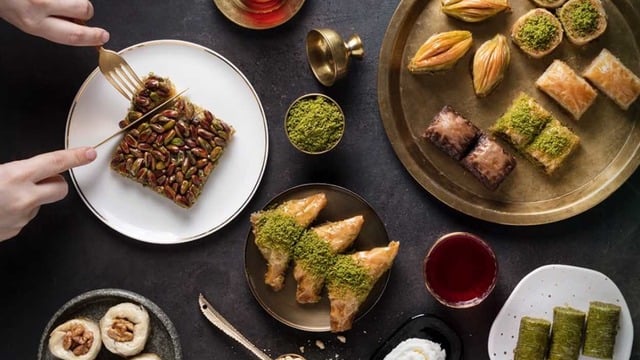 İstanbul Tatlıcıları: İstanbul'un En İyi 10 Tatlıcısı 