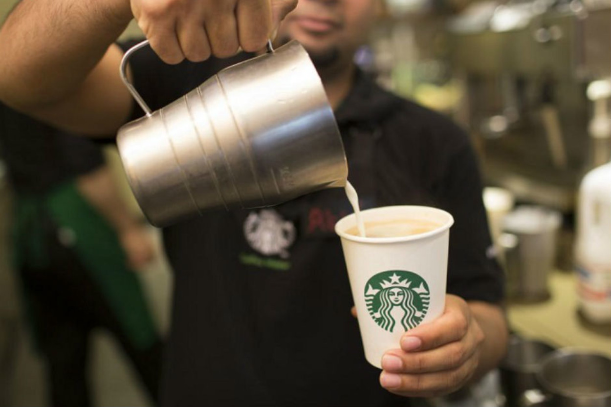 Starbucks'ın Size Asla İtiraf Etmeyeceği Bütçe ve Lezzet Dostu 11 Sır