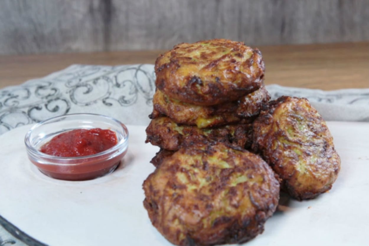Parmaklarını Yersin: Cheddar Dolgulu Mücver
