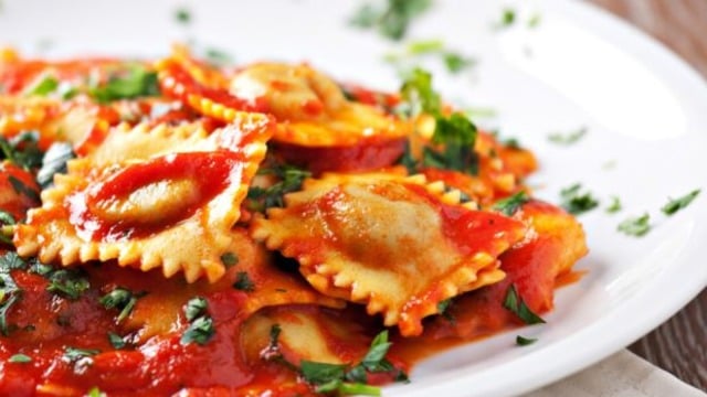 Mantının Gezgin Hali: Domates Soslu Ravioli
