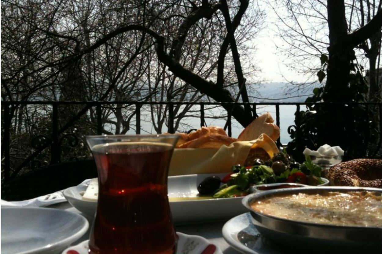 İstanbul'da Denize Nazır Oturmanın Bazen Çok Ekonomik Olduğunun Kanıtı 8 Mekan