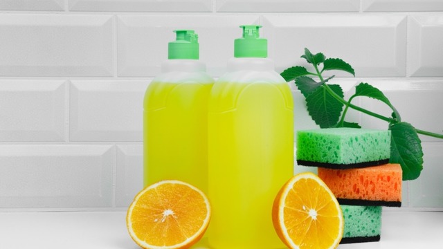 Kimyasallardan Uzak: Ev Yapımı 9 Doğal Temizlik Ürünü Tarifi