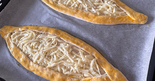 yumurtali-pide-asama-4