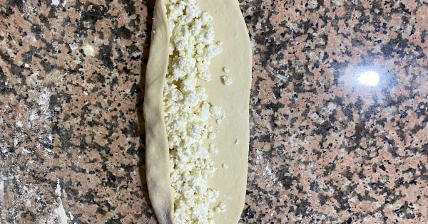 peynirli-pide4