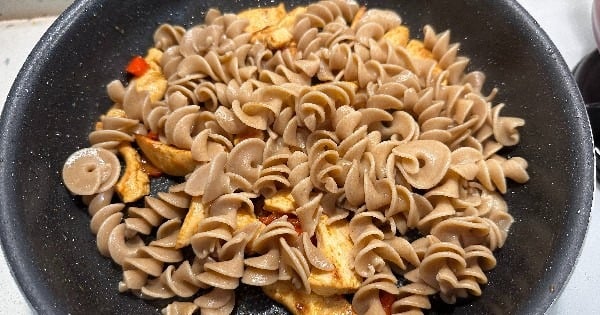 tavuklu-tam-bugday-unlu-makarna-5
