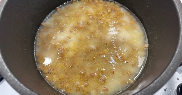 mercimekli-pilav-3