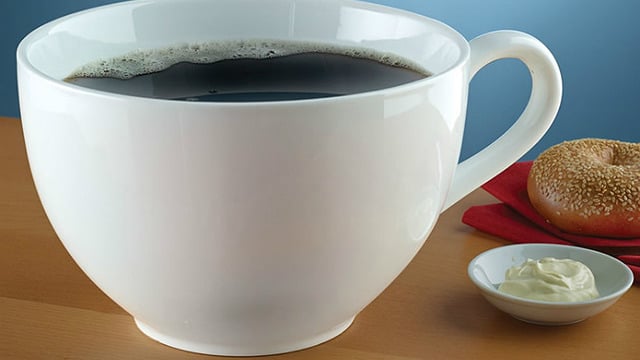 İstiyorum: Pazartesi Sabahları İçin Yapılmış Dünyanın En Büyük Kahve Bardağı