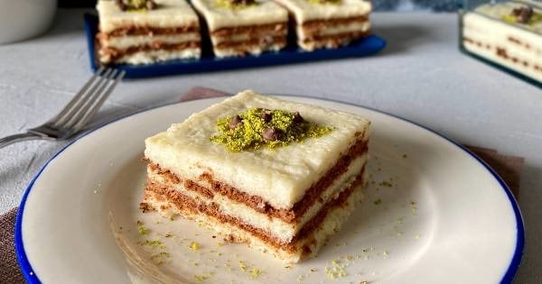 biskuvili-irmik-tatlisi-yapim6