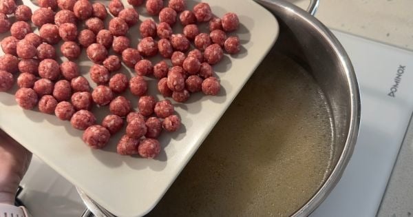 yogurtlu-yuvalama-corbasi-asama6