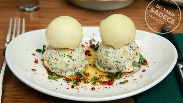 Cezayir Restaurant’tan: Girit Ezme