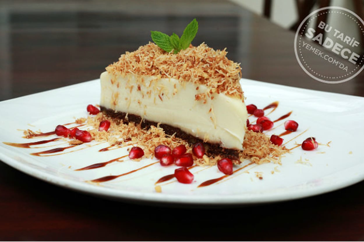Cezayir Restaurant’tan: Kadayıflı Muhallebi
