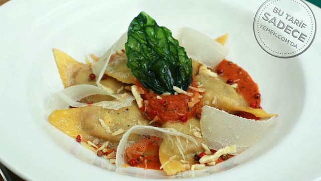 Cezayir Restaurant’tan: Patlıcanlı Ravioli
