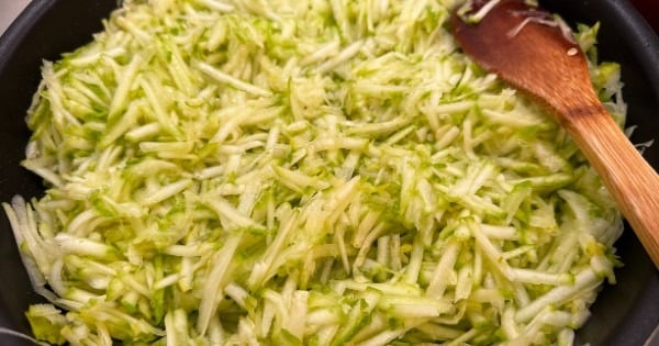 kabakli-yogurt-mezesi-2
