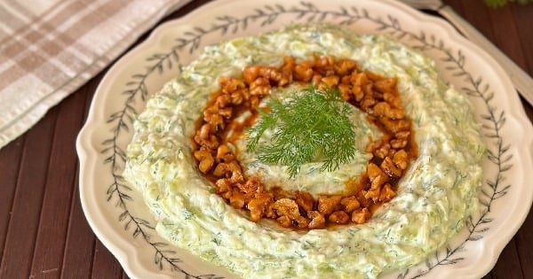 kabakli-yogurt-mezesi-7