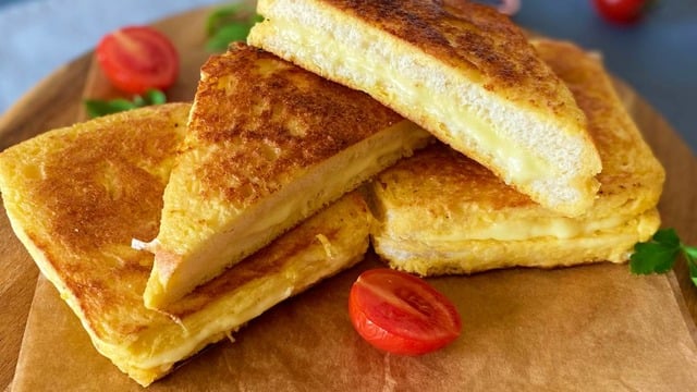 Hemen Hazır: 5 Dakikada Tavada Yumurtalı Tost