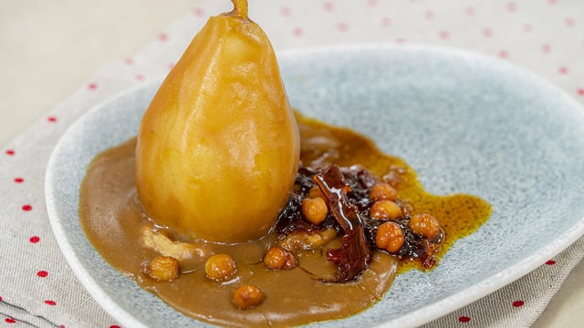 Karamel Tadında: Boza Soslu Nohutlu Poşe Armut